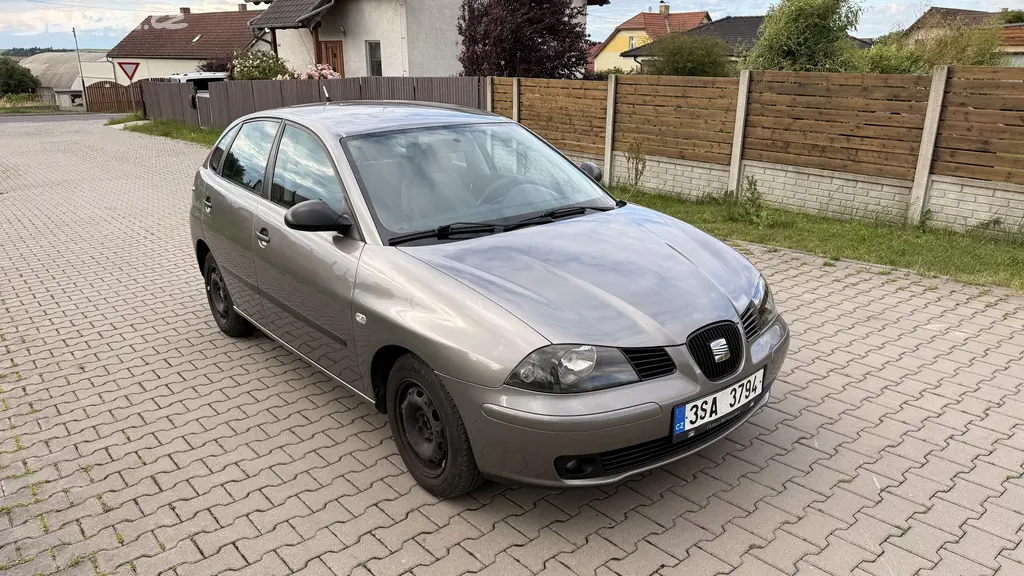 Seat Ibiza 1.2i 47kW možnost splátek